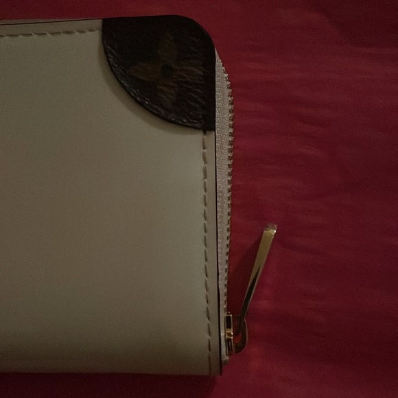 LOUIS VUITTON Patent Miroir Venice Zippy Card Wallet π€ - Picture 10 of 16